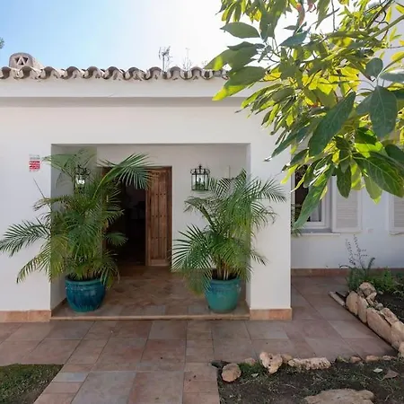 Preciosa De Una Planta En Los Monteros Marbella