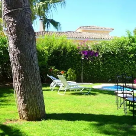 Preciosa De Una Planta En Los Monteros Marbella