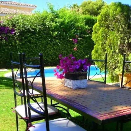 Preciosa De Una Planta En Los Monteros