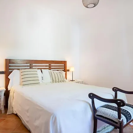 Preciosa De Una Planta En Los Monteros Marbella
